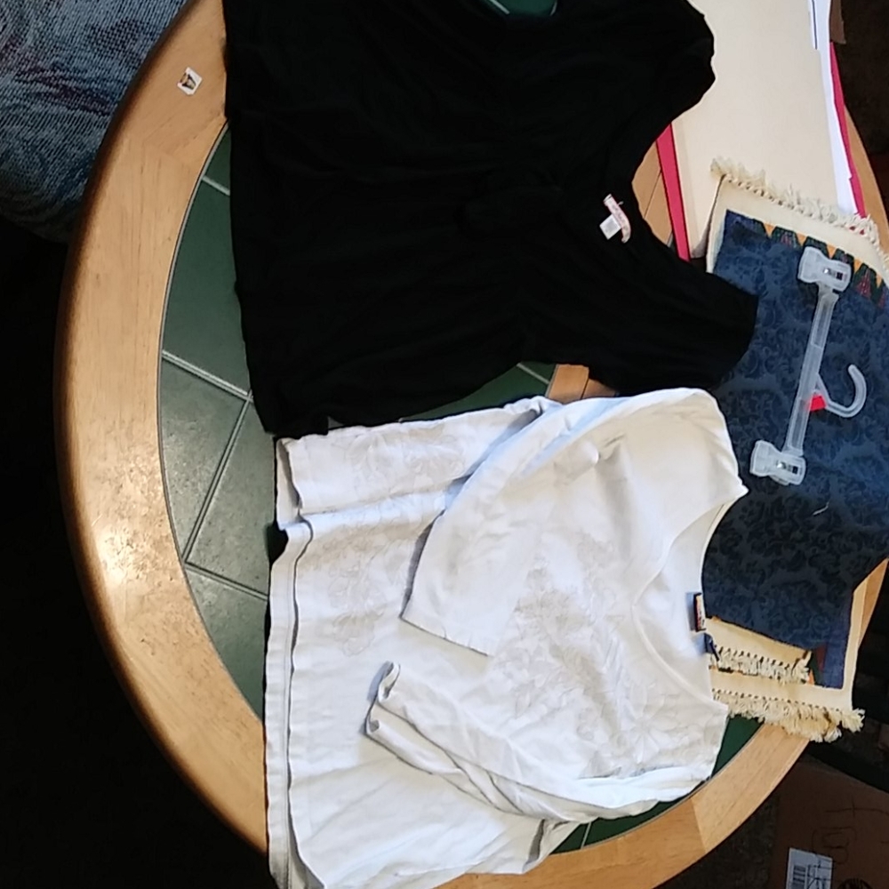 Cap & 3/4 sleeve shirts